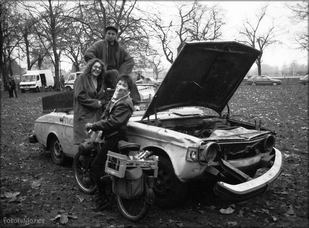 Mischa, Antonia, Coralea and the indistructable piano volvo